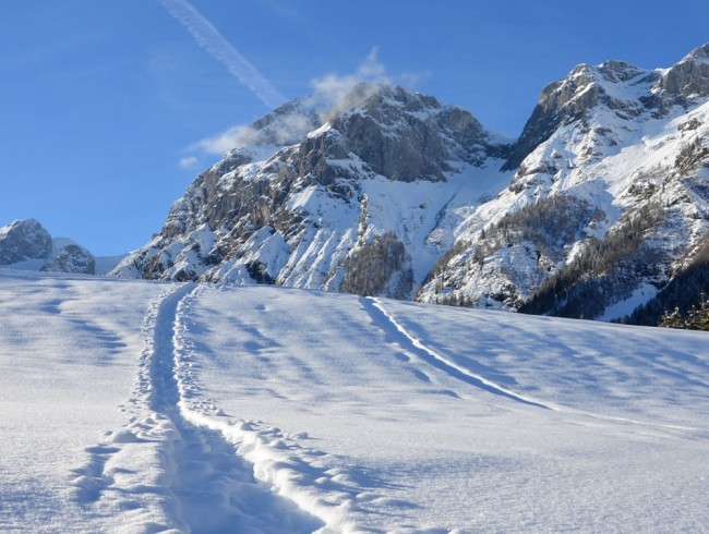 Schneeschuhwanderungen und Skitouren ab Haus