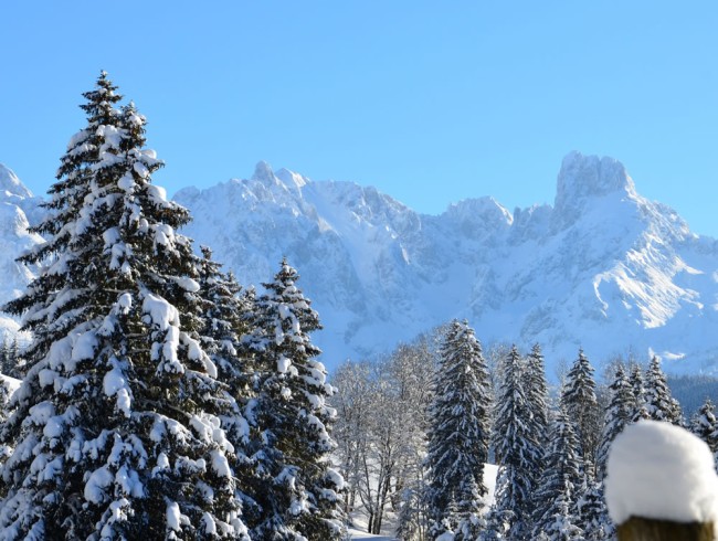 Blick auf die verschneite Bischofsmütze